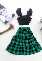Conjunto infantil bloguerinha saia longa xadrez e cropped