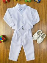 Conjunto Infantil Branco: Camisa, Calça, Colete e Gravata Borboleta Conjunto Infantil Branco: Camisa, Calça, Colete e Gravata Borboleta