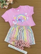 Conjunto Infantil Cinti Verão Shorts e Blusa Rosa Arco Íris Com Pompom