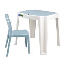 Conjunto Infantil de Mesa e Cadeira Tramontina Beni Azul em Polipropileno com Quadro de Atividades Conjunto Infantil de Mesa e Cadeira Tramontina Beni Azul em Polipropileno com Quadro de Atividades