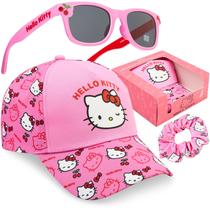 Conjunto Infantil Hello Kitty 3 Peças com Boné, Óculos de Sol e Scrunchie Conjunto Infantil Hello Kitty 3 Peças com Boné, Óculos de Sol e Scrunchie