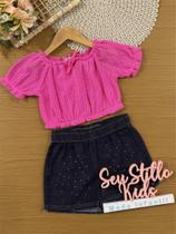 Conjunto Infantil Kukiê Verão com Shorts Jeans Preto e Blusa Rosa Trico Conjunto Infantil Kukiê Verão com Shorts Jeans Preto e Blusa Rosa Trico