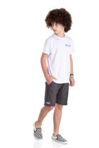 Conjunto Infantil Masculino Bermuda em Moletinho e Camiseta em Algodão com Escrita Conjunto Infantil Masculino Bermuda em Moletinho e Camiseta em Algodão com Escrita
