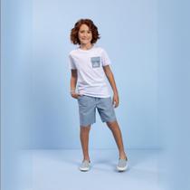 Conjunto Infantil Masculino Camiseta Branca Bolso Bermuda Conjunto Infantil Masculino Camiseta Branca Bolso Bermuda