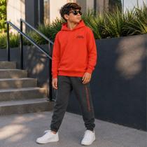 Conjunto Infantil Masculino Moletom com Capuz e Calça Jogger Cinza com Faixa Conjunto Infantil Masculino Moletom com Capuz e Calça Jogger Cinza com Faixa
