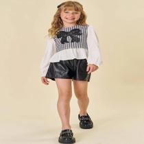Conjunto Infantil Menina Blusa e Shorts em Couro