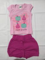 Conjunto infantil menina blusa e shorts. Tamanho P. Conjunto infantil menina blusa e shorts. Tamanho P.