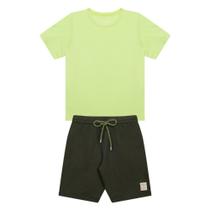 Conjunto Infantil Menino, Camiseta Flamê Verde Fluor e Bermuda Verde Militar Conjunto Infantil Menino, Camiseta Flamê Verde Fluor e Bermuda Verde Militar