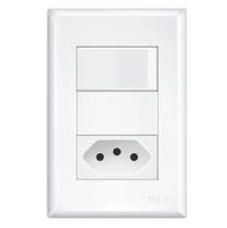 Conjunto Interruptor Simples e Tomada 2P+T 10A - Fame 4x2 Evidence Branco