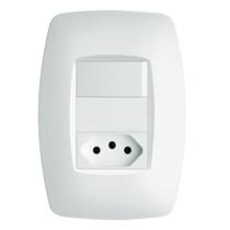 Conjunto Interruptor Simples + Tomada 2p+t 10a 250 Volts Elegance - 2260 - Fame 2p+t 10a-250v Eleg