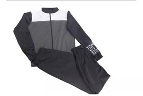 Conjunto Jaqueta E Calça Juvenil Menino Com Recortes Cinza - By Gus