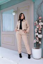 Conjunto Jaquetinha e Calça Elegante em Tecido de Alfaiataria