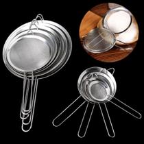 Conjunto Kit 3 Peneiras P M G Aço Inox Luxo Utensílios De Cozinha Malha fina Receita Bolo Pendurar