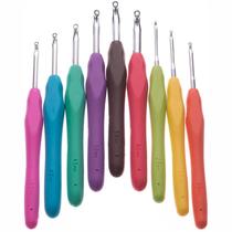 Conjunto, kit de 9 agulhas de crochê de alumínio com cabo anatônico siliconado Conjunto, kit de 9 agulhas de crochê de alumínio com cabo anatônico siliconado