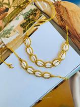 Conjunto Kit de colar e pulseira de Macramê feito a mão com Búzios verdadeiros tendência praia Verão