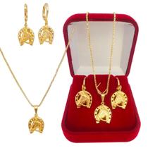Conjunto Kit Presente Brinco e Ferradura Cavalo Folheada a Ouro 18k Conjunto Kit Presente Brinco e Ferradura Cavalo Folheada a Ouro 18k