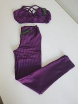 Conjunto leg com top 3d ikat tamanho P Conjunto leg com top 3d ikat tamanho P