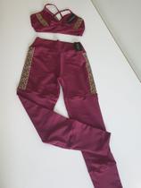 Conjunto leg com top tamanho M Conjunto leg com top tamanho M