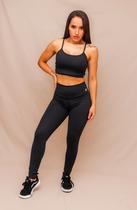 Conjunto Legging Lisa + Top Decote Alça Confort - Preto