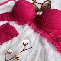 Conjunto Lingerie Calcinha e Sutiã com Bojo e Renda Pink Conjunto Lingerie Calcinha e Sutiã com Bojo e Renda Pink