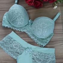 Conjunto Lingerie Calcinha e Sutiã com Bojo e Renda Verde Água Conjunto Lingerie Calcinha e Sutiã com Bojo e Renda Verde Água