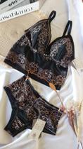 Conjunto Lingerie Cropped Liz Renda Bicolor Preto Conjunto Lingerie Cropped Liz Renda Bicolor Preto