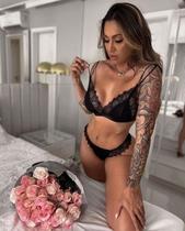 Conjunto Lingerie Mariah Preto Sem Bojo Sem Aro com Tecido Acetinado e Renda de Alto Padrão Alças Trabalhadas e Base Elástica