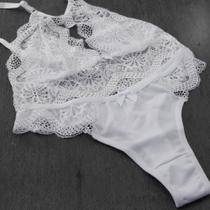 Conjunto Lingerie Sem Bojo Junta Seios Renda Calcinha Fio