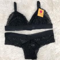 Conjunto lingerie sem bojo renda elastico com fecho calcinha de renda