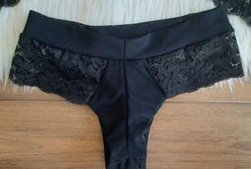 Conjunto lingerie tecido furadinho, com renda, calcinha fio duplo. Conjunto lingerie tecido furadinho, com renda, calcinha fio duplo.