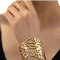 Conjunto Luxuoso de Bracelete e Anel Reajustável Banhado a Ouro 18K Design Folhagem Elegante