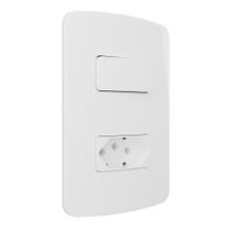 Conjunto Margirius B3 com Placa 4x2, 1 Simples, 1 Tomada 10A, PA019473, Branco, Código 672866 Conjunto Margirius B3 com Placa 4x2, 1 Simples, 1 Tomada 10A, PA019473, Branco, Código 672866