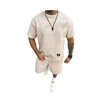 Conjunto Masculino Casual De Camiseta Com Gola Redonda E Detalhes Texturizados E Calções Com Cordão,