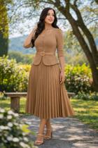 Conjunto material sintético Camurçado Com Elastano Terra Prometida Cor:NudeTamanho:M