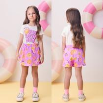 Conjunto Menina Momi Blusa Algodão e Short Saia Moletinho Estampado Off/Colorido Conjunto Menina Momi Blusa Algodão e Short Saia Moletinho Estampado Off/Colorido