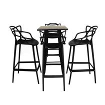 Conjunto Mesa Bistrô Tolix + 4 Banquetas Allegra Altas Estilo e Elegância Preto Conjunto Mesa Bistrô Tolix + 4 Banquetas Allegra Altas Estilo e Elegância Preto
