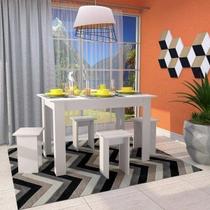 Conjunto Mesa com 4 Bancos Mdp