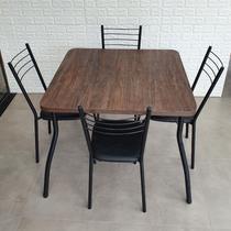 Conjunto Mesa Com 4 Cadeiras Estofadas De Ferro