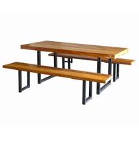 Conjunto Mesa de Jantar 2 m com 2 Bancos em Madeira Demolição e Ferro Conjunto Mesa de Jantar 2 m com 2 Bancos em Madeira Demolição e Ferro