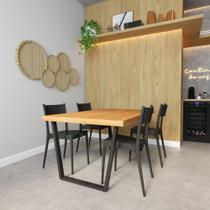 Conjunto Mesa Madeira Maciça Lanna 1,30m Ferragem Preta com 4 Cadeiras Tramontina Preta - MAHARAECODESIGN