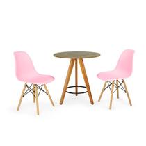 Conjunto Mesa Redonda Aline 70cm Natural com 2 Cadeiras Eames Eiffel - Rosa