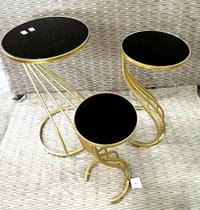 Conjunto Mesas Auxiliares Redonda Metal Dourado Base Moderna Tampo Vidro Preto Luxo Conjunto Mesas Auxiliares Redonda Metal Dourado Base Moderna Tampo Vidro Preto Luxo
