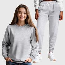 Conjunto Moletom Gola Redonda e Calça Feminina Lisa Conjunto Moletom Gola Redonda e Calça Feminina Lisa