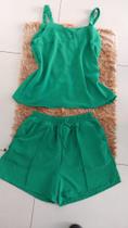 Conjunto na cor verde Conjunto na cor verde