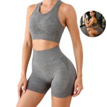 Conjunto para Academia Top com Bermuda Short Efeito Empina Bumbum Alta Elasticidade Bojo Removível Conjunto para Academia Top com Bermuda Short Efeito Empina Bumbum Alta Elasticidade Bojo Removível