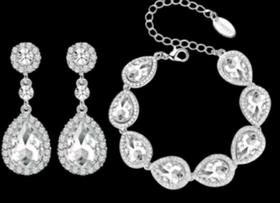 Conjunto para Noivas com BRINCOS & PULSEIRA de GOTAS de CRISTAL Folheados a Prata Conjunto para Noivas com BRINCOS & PULSEIRA de GOTAS de CRISTAL Folheados a Prata