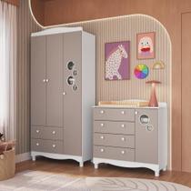 Conjunto para Quarto Infantil com Guarda-Roupa e Cômoda Trocador Encanto Branco/Cinnamon Conjunto para Quarto Infantil com Guarda-Roupa e Cômoda Trocador Encanto Branco/Cinnamon
