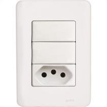 Conjunto Perlex Aros 4X2 Branco Com Placa(2Simples+Tomada 20A) 7382/15 Conjunto Perlex Aros 4X2 Branco Com Placa(2Simples+Tomada 20A) 7382/15