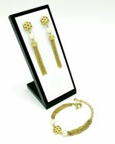 Conjunto Pérolas Naturais, Flores Estilizadas e Franjas Banho Ouro 18k 715 716