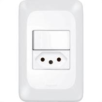 Conjunto Pial Pop Branco Modulo Com Placa 4X2 - 1 Simples+Tomada 2P+T. 10A. - Lgx103